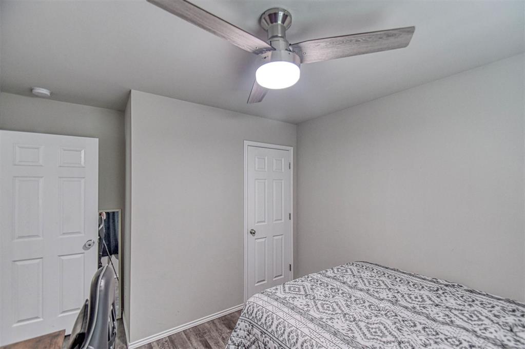 311 Waterside Drive Property Photo 29