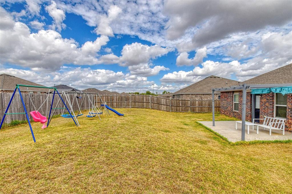 311 Waterside Drive Property Photo 31