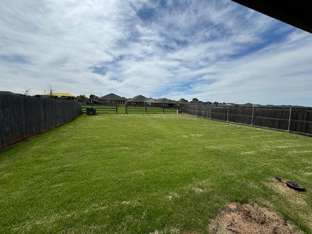 13321 Collins Avenue Property Photo 22