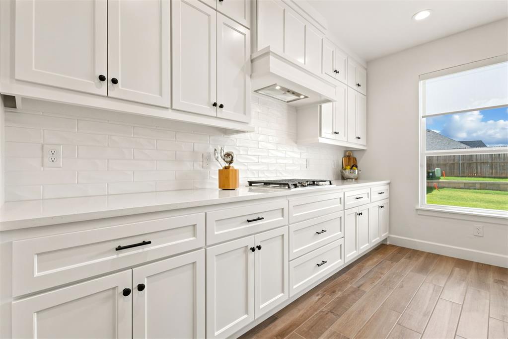 12805 Cobblestone Curve Road Property Photo 11