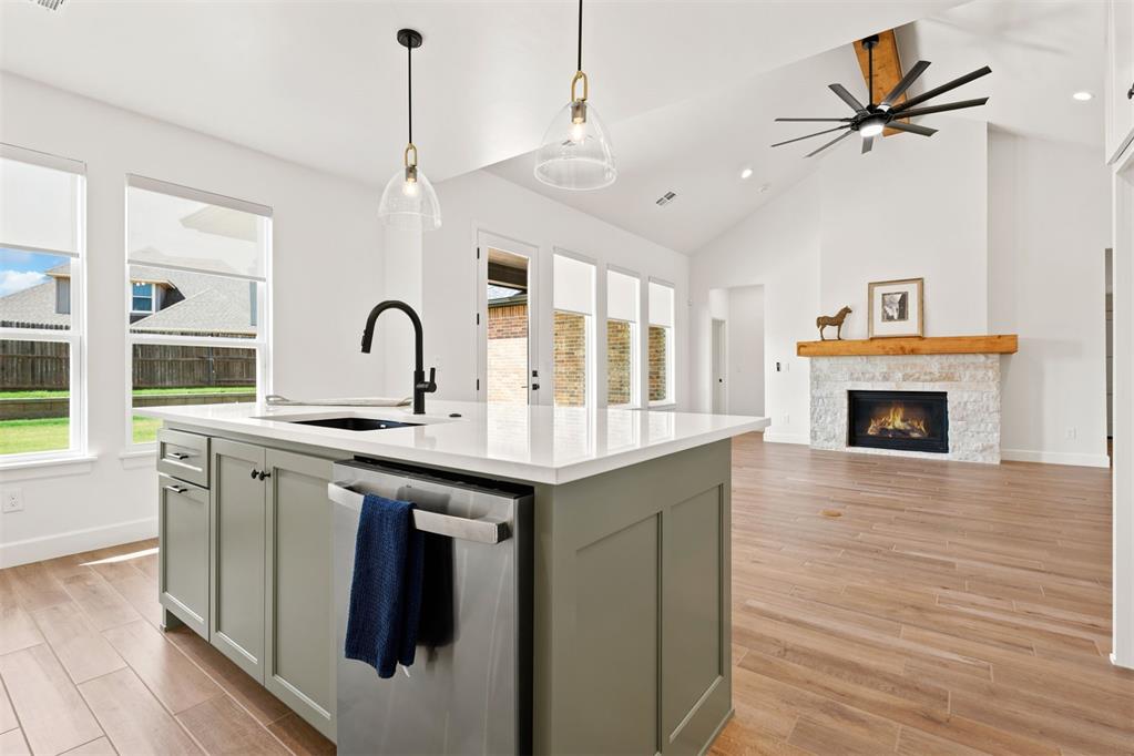12805 Cobblestone Curve Road Property Photo 14