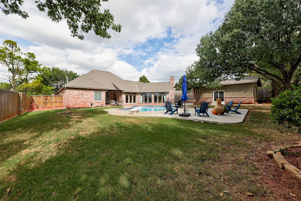 704 Glenridge Drive Property Photo 46