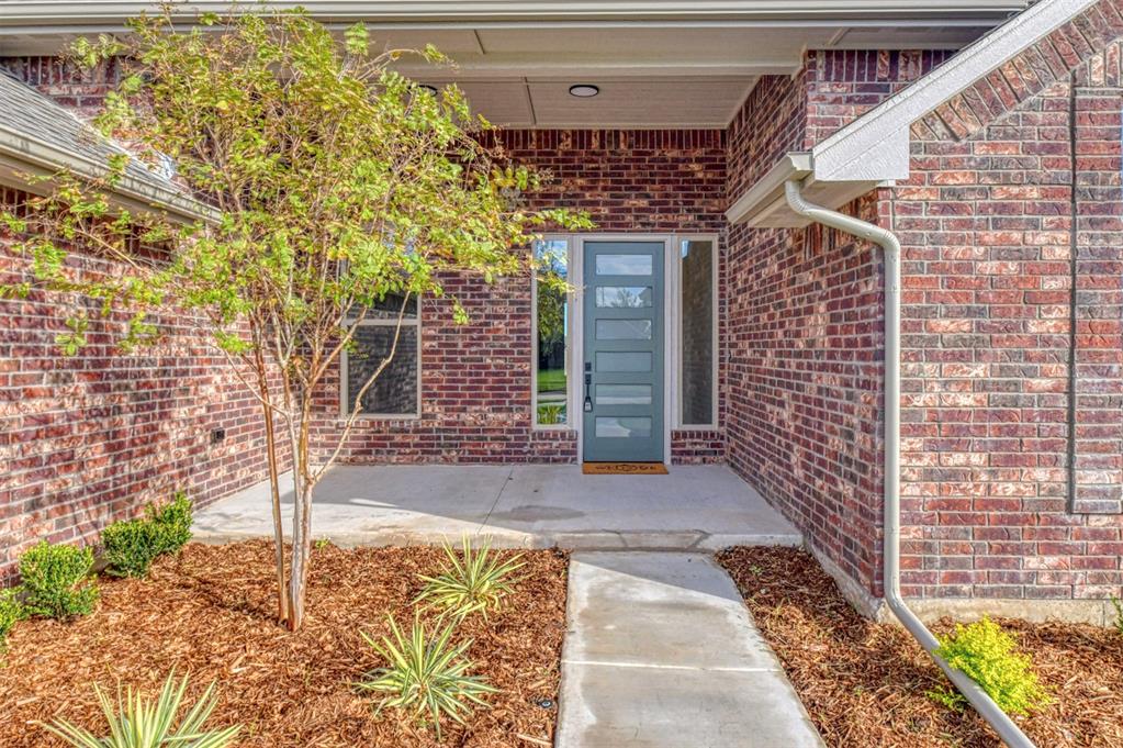 3601 Buckingham Drive Property Photo 3