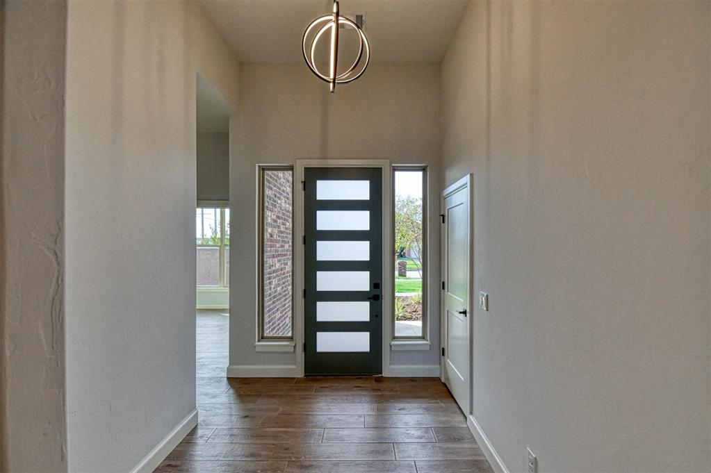 3601 Buckingham Drive Property Photo 4
