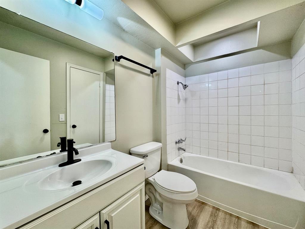 1107 N Piedmont Road D Property Photo 21
