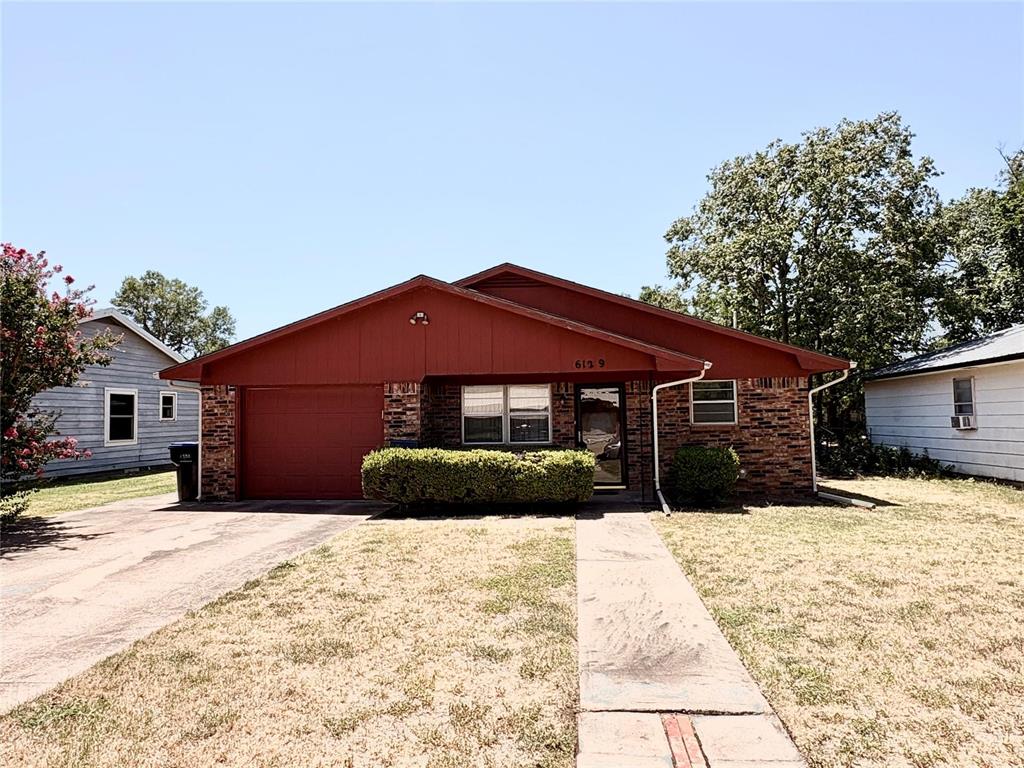 612 9th Street Property Photo 1