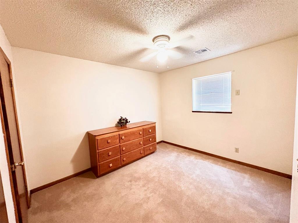 612 9th Street Property Photo 8