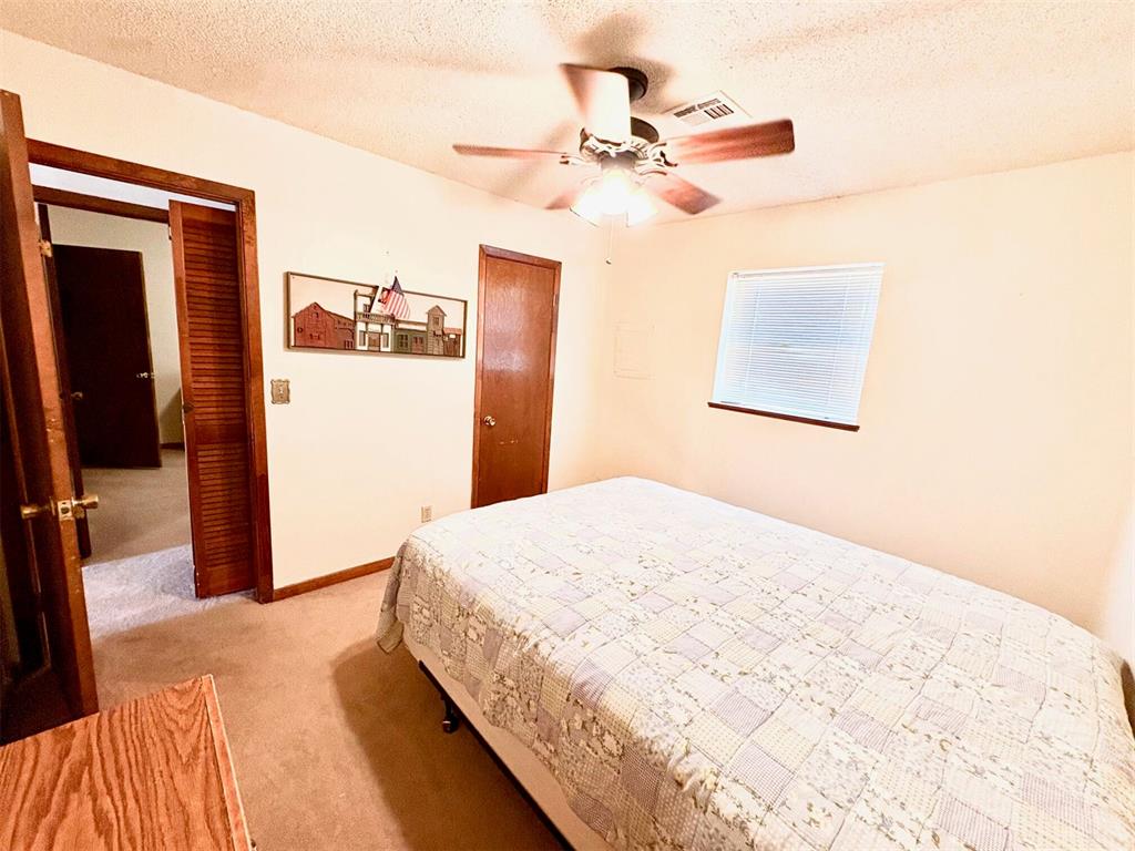 612 9th Street Property Photo 9