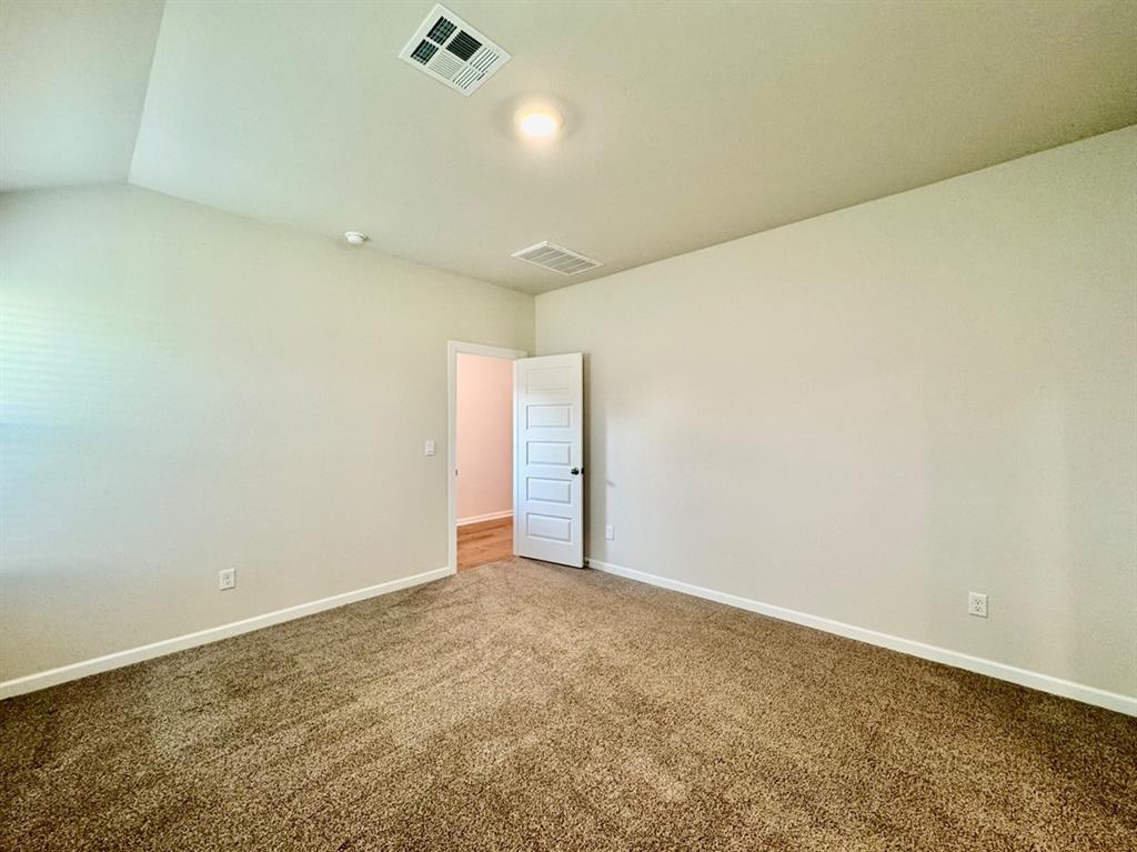 612 Ne 107th Street Property Photo 14