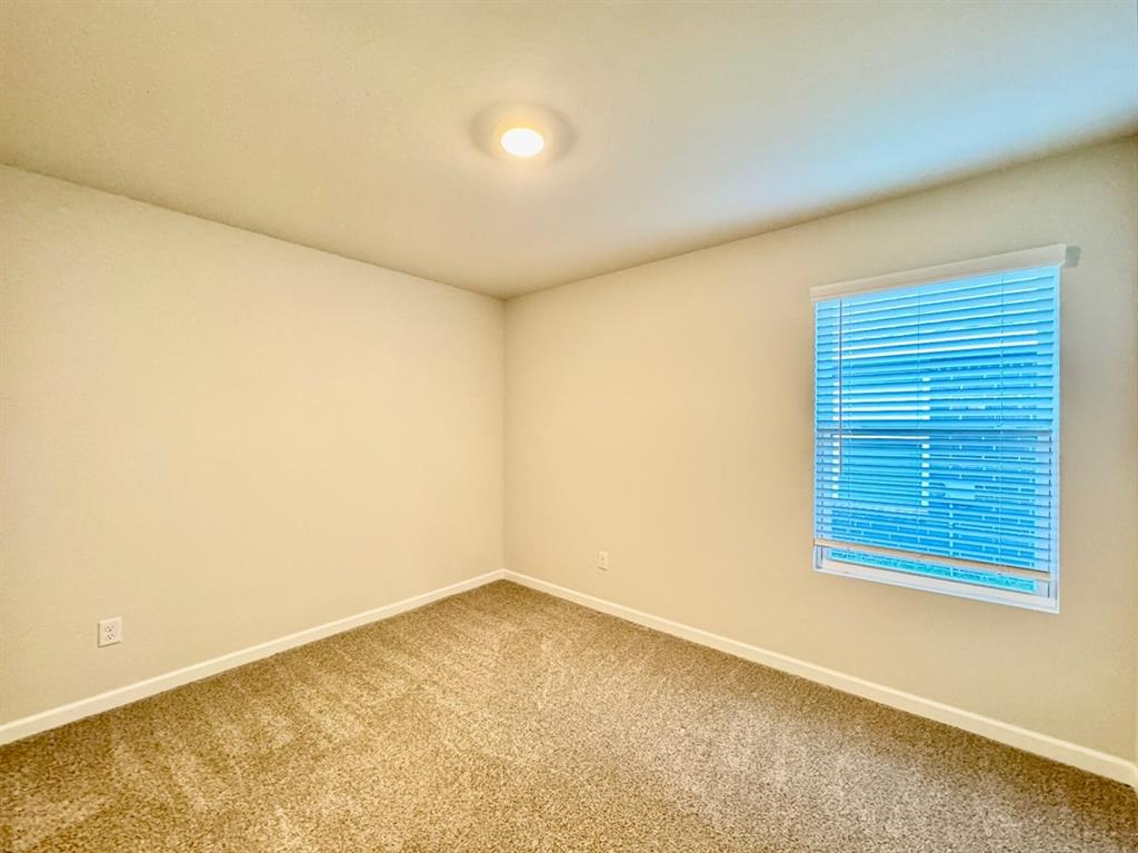 612 Ne 107th Street Property Photo 22
