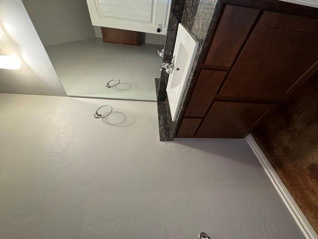 587 S Fretz Avenue Property Photo 4