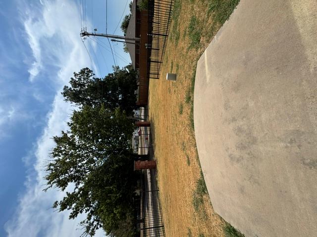 587 S Fretz Avenue Property Photo 20