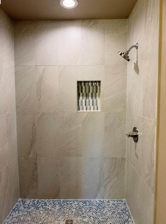 21188 Reserve Circle Property Photo 16
