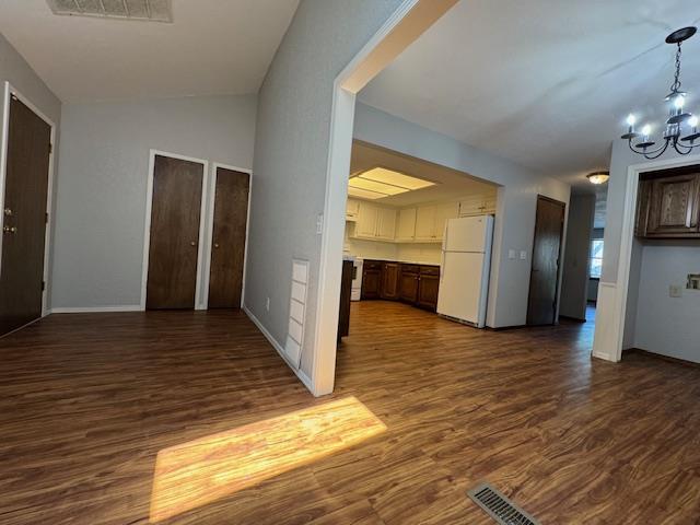 2913 Village Circle Property Photo 14