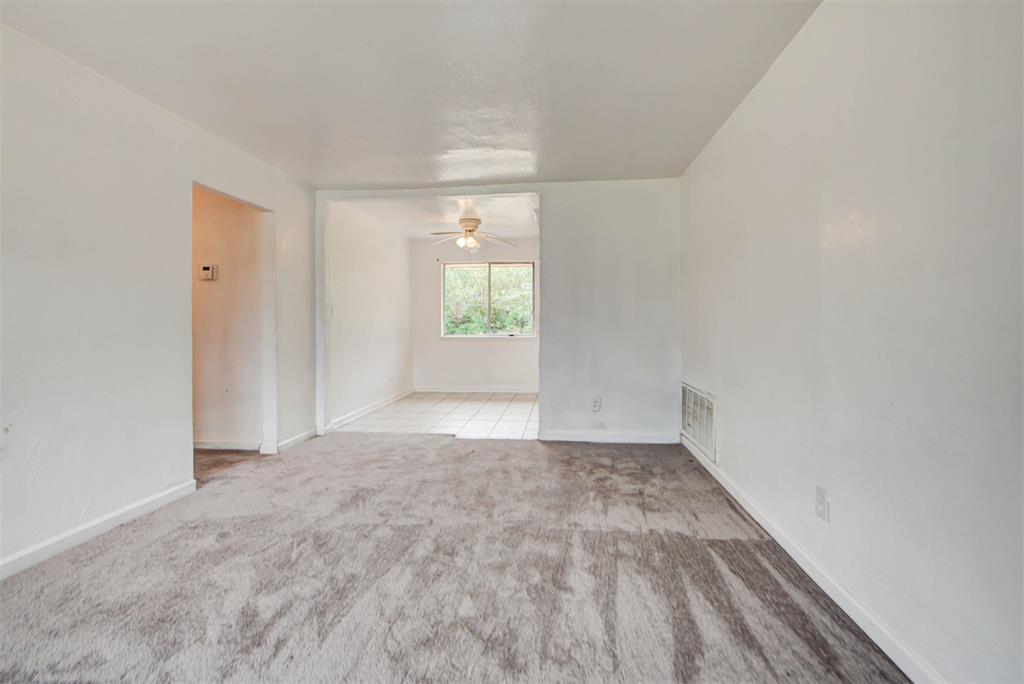 744 Nw 1st Street Property Photo 5
