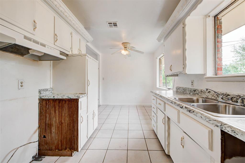 744 Nw 1st Street Property Photo 15