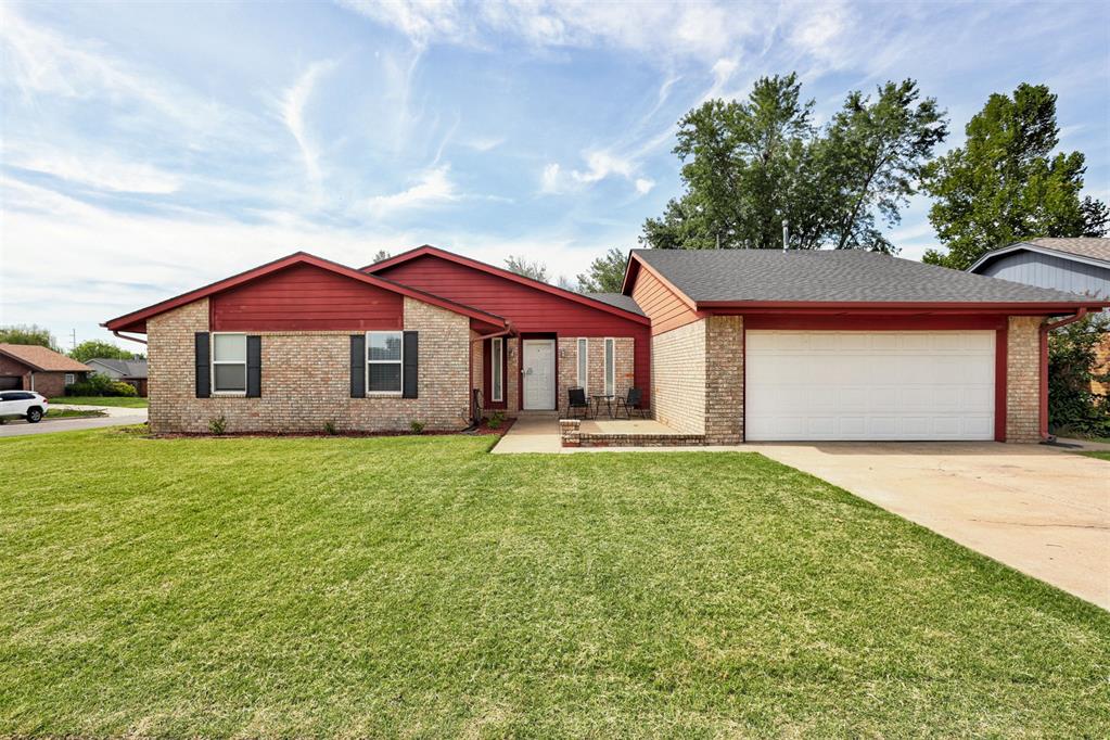 2134 Jazzman Drive Property Photo 2
