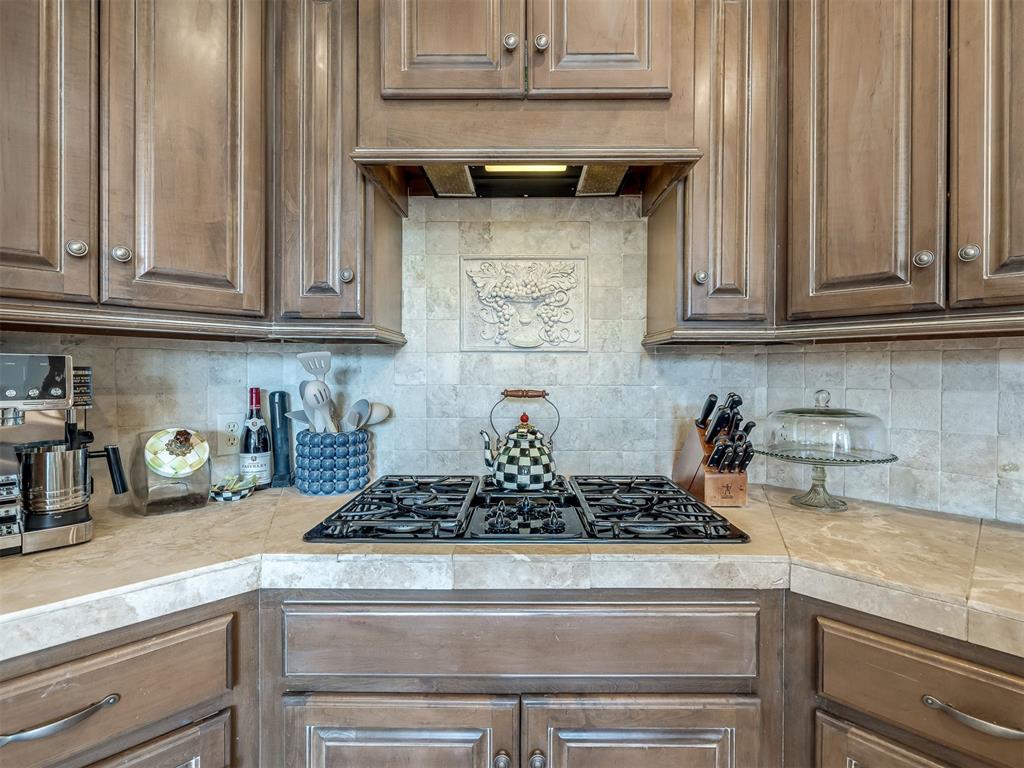 1816 Apache Trail Property Photo 24