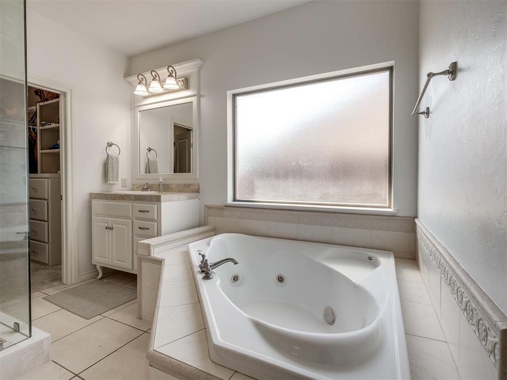 1816 Apache Trail Property Photo 29