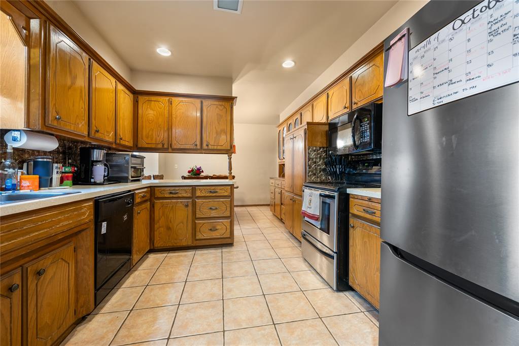 1816 N Lincoln Avenue Property Photo 7