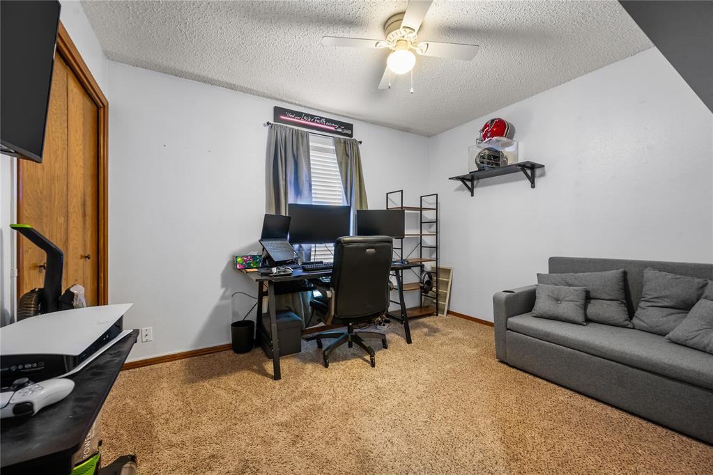 1816 N Lincoln Avenue Property Photo 12