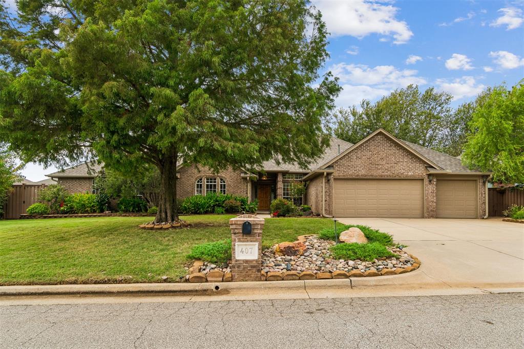 407 Tumbleweed Road Property Photo 13