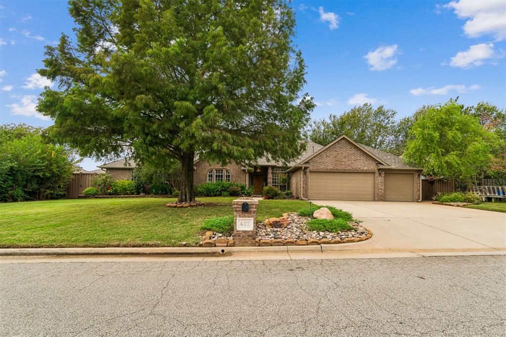 407 Tumbleweed Road Property Photo 15