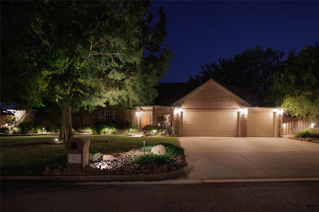 407 Tumbleweed Road Property Photo 16