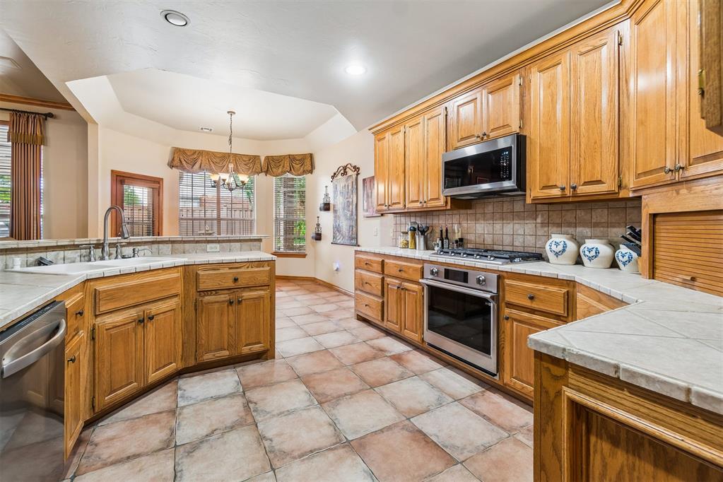 407 Tumbleweed Road Property Photo 26