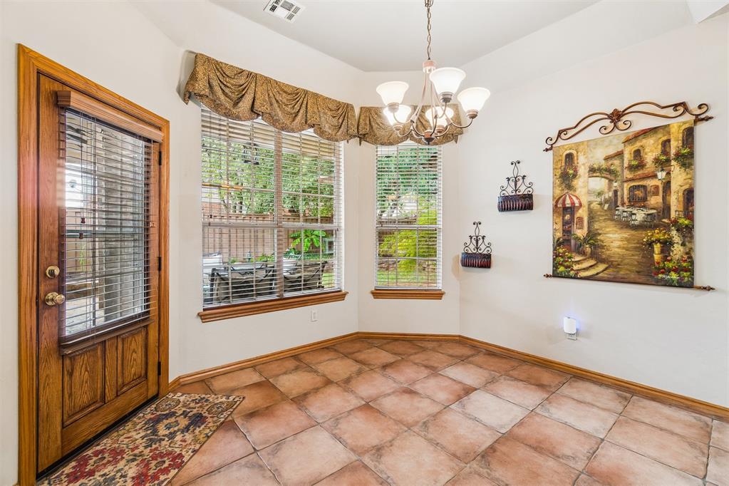 407 Tumbleweed Road Property Photo 28