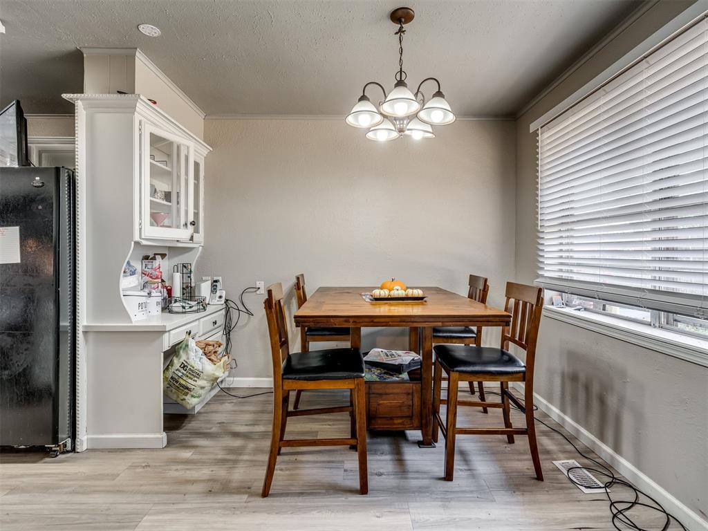 10901 N Villa Avenue Property Photo 15