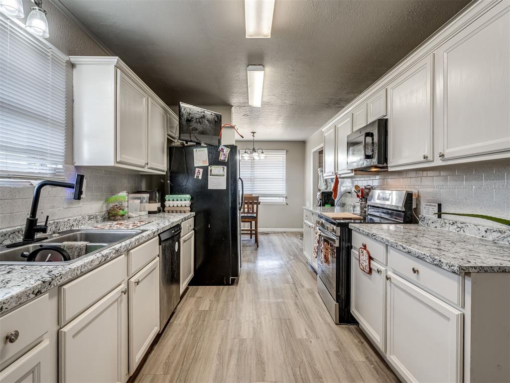 10901 N Villa Avenue Property Photo 19