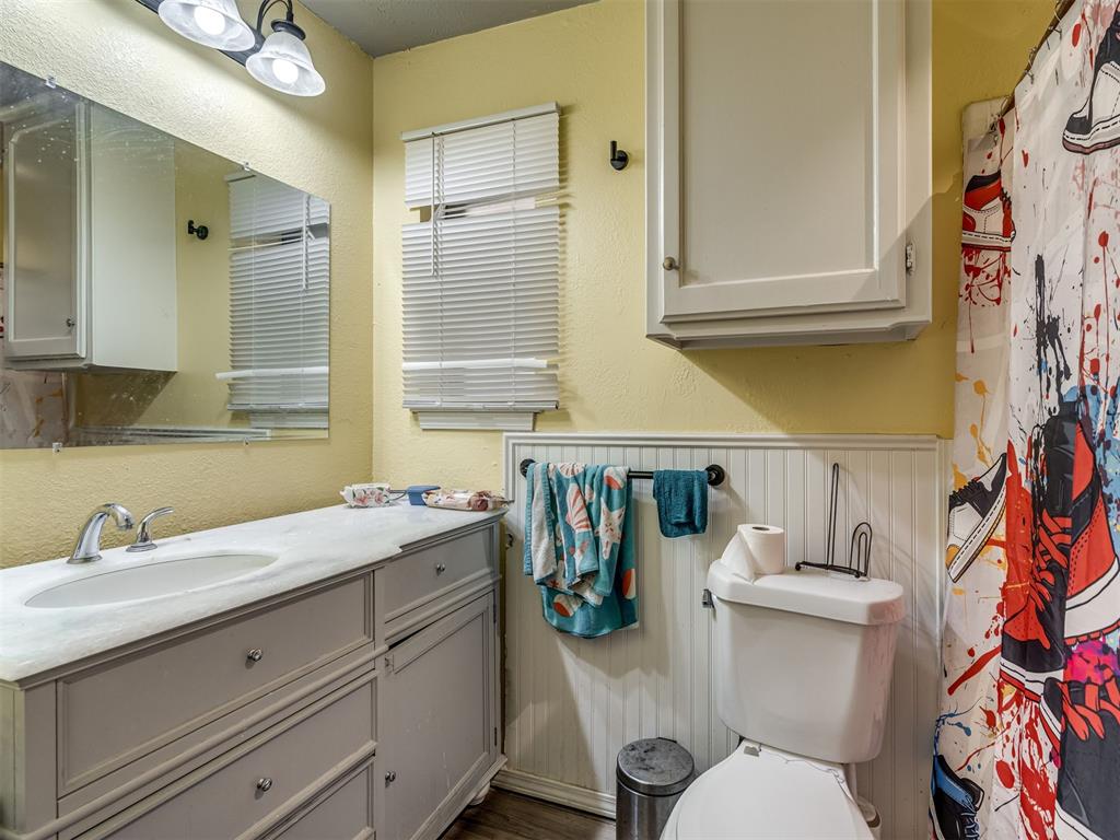 10901 N Villa Avenue Property Photo 28