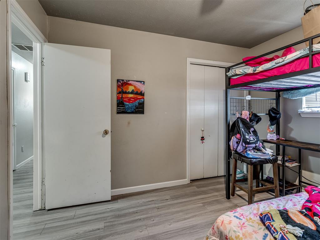 10901 N Villa Avenue Property Photo 31