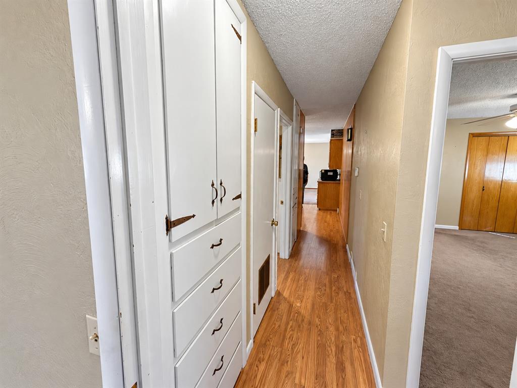 205 S Highland Drive Property Photo 8