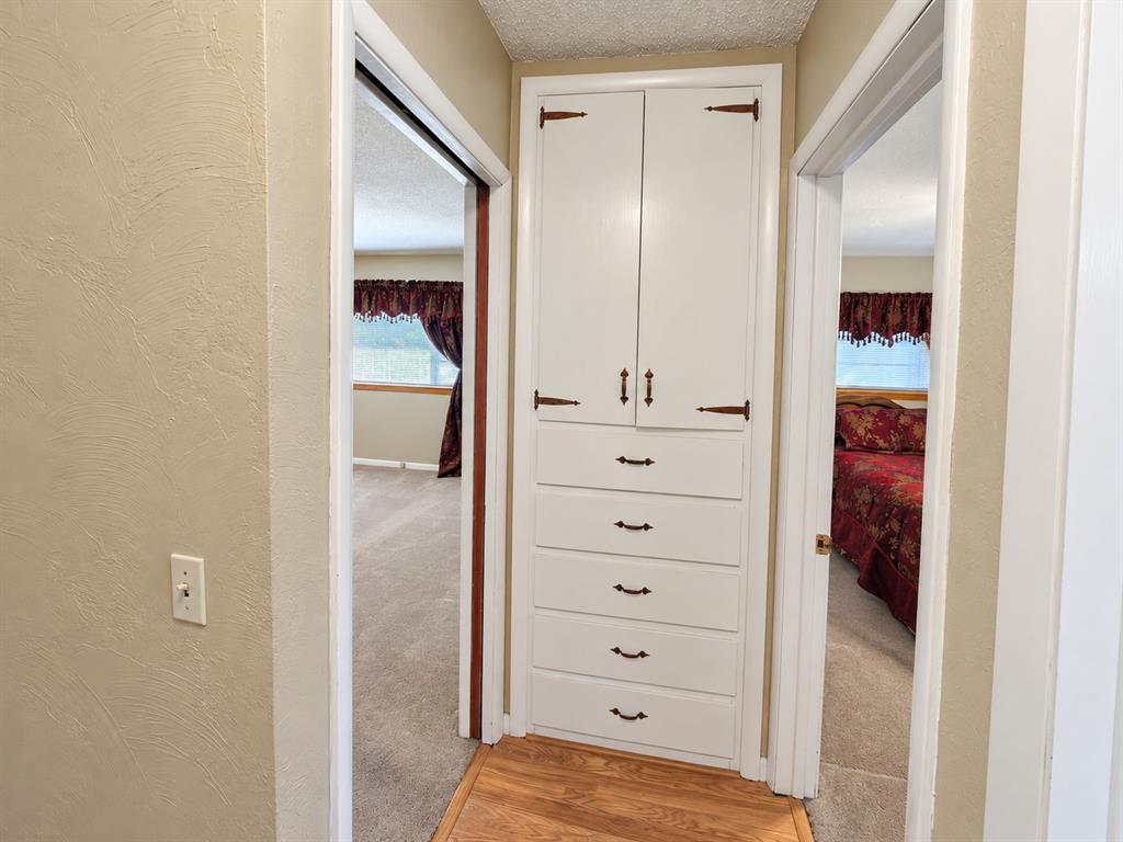 205 S Highland Drive Property Photo 10