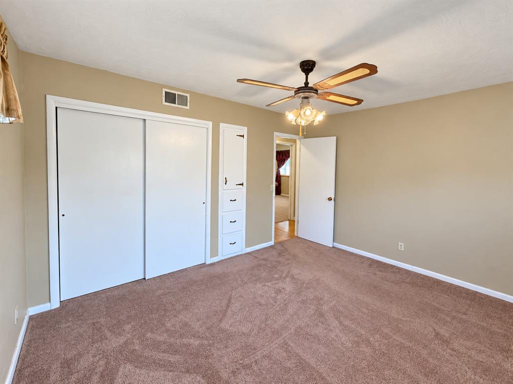 205 S Highland Drive Property Photo 11