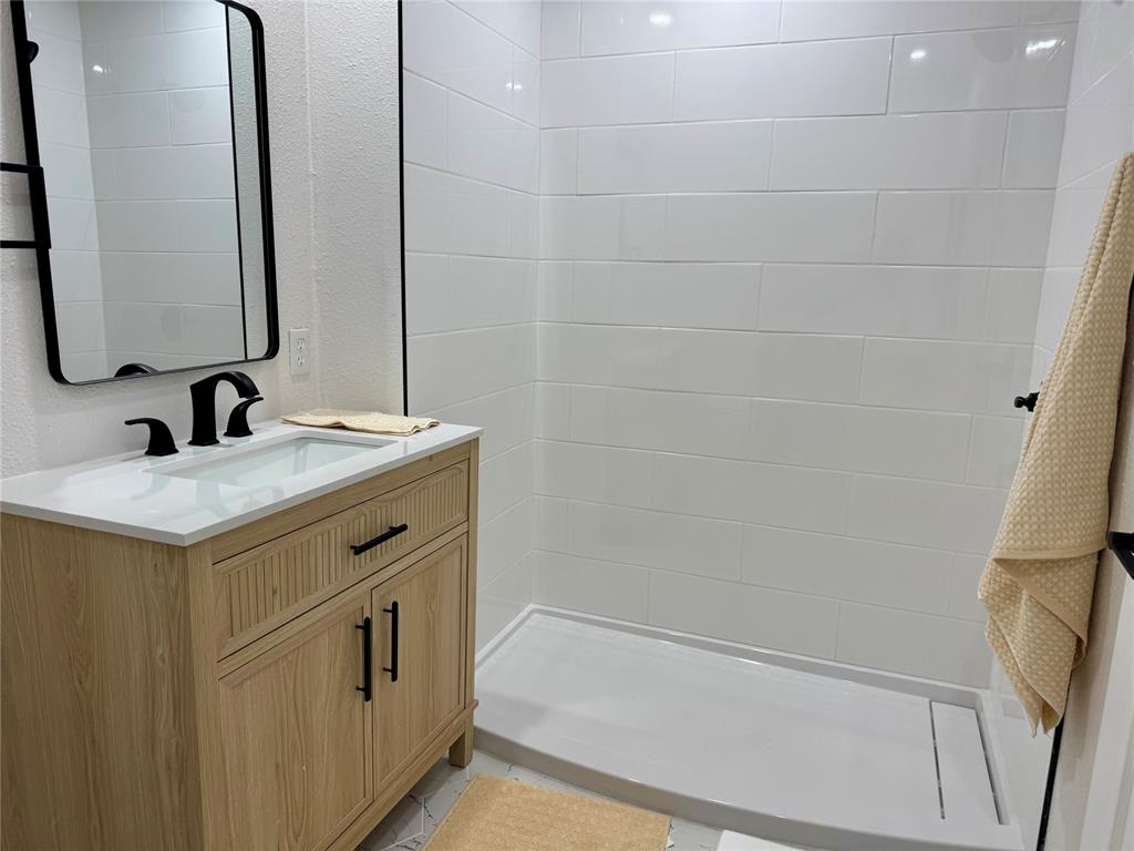 40 Village Drive Property Photo 14