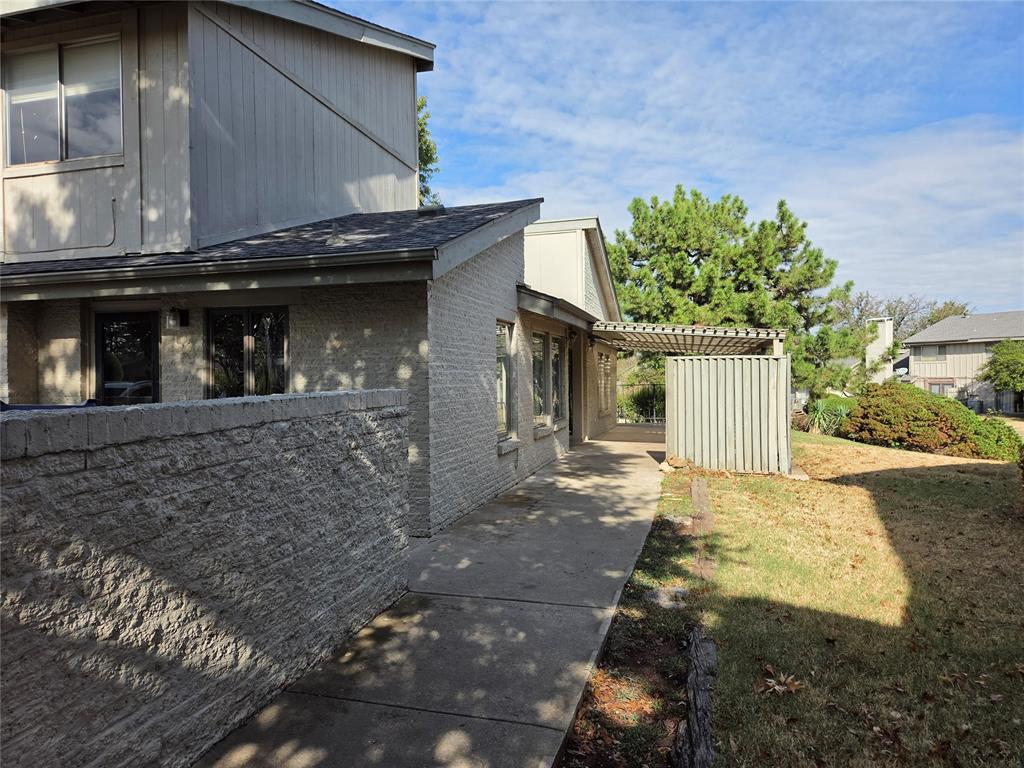 9915 Hefner Village Place Property Photo 5