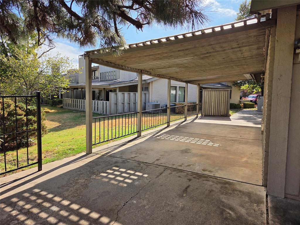 9915 Hefner Village Place Property Photo 12