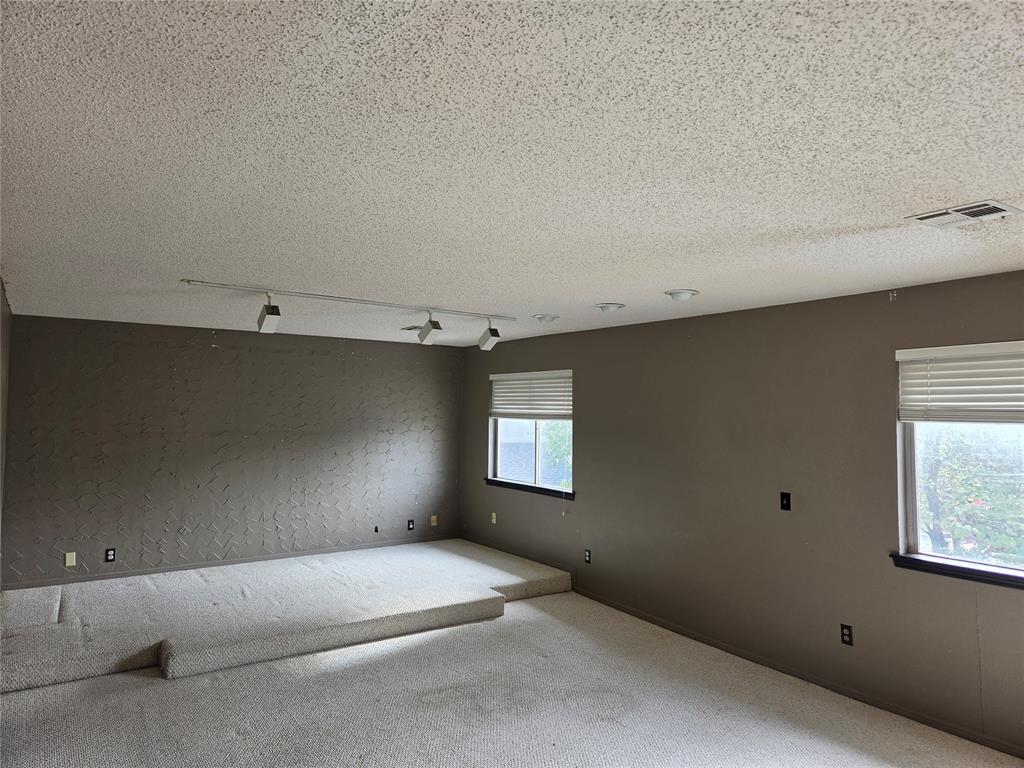 9915 Hefner Village Place Property Photo 42