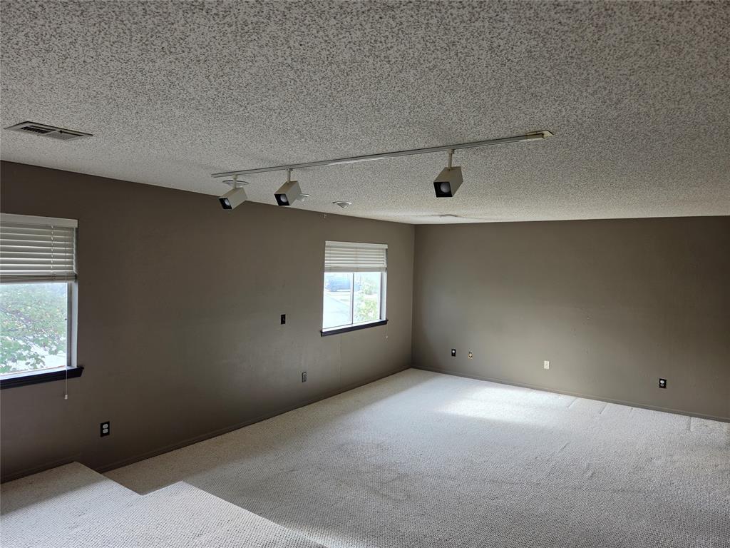 9915 Hefner Village Place Property Photo 43
