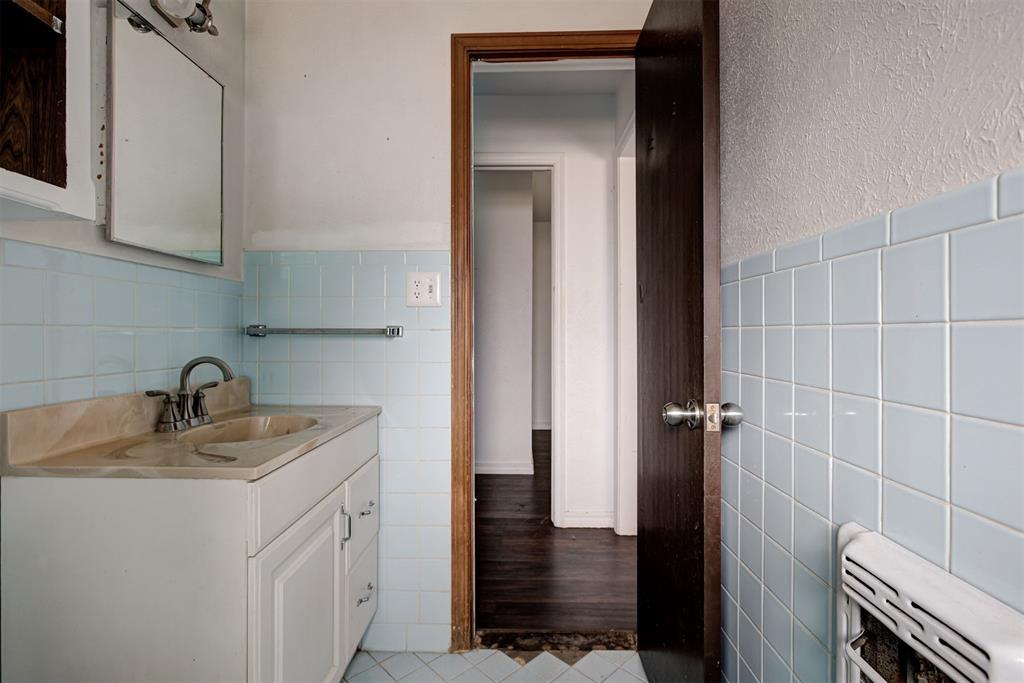2025 Albert Drive Property Photo 29