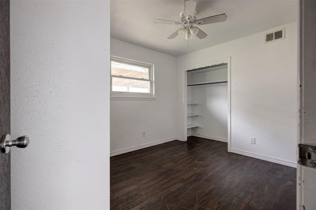 2025 Albert Drive Property Photo 30