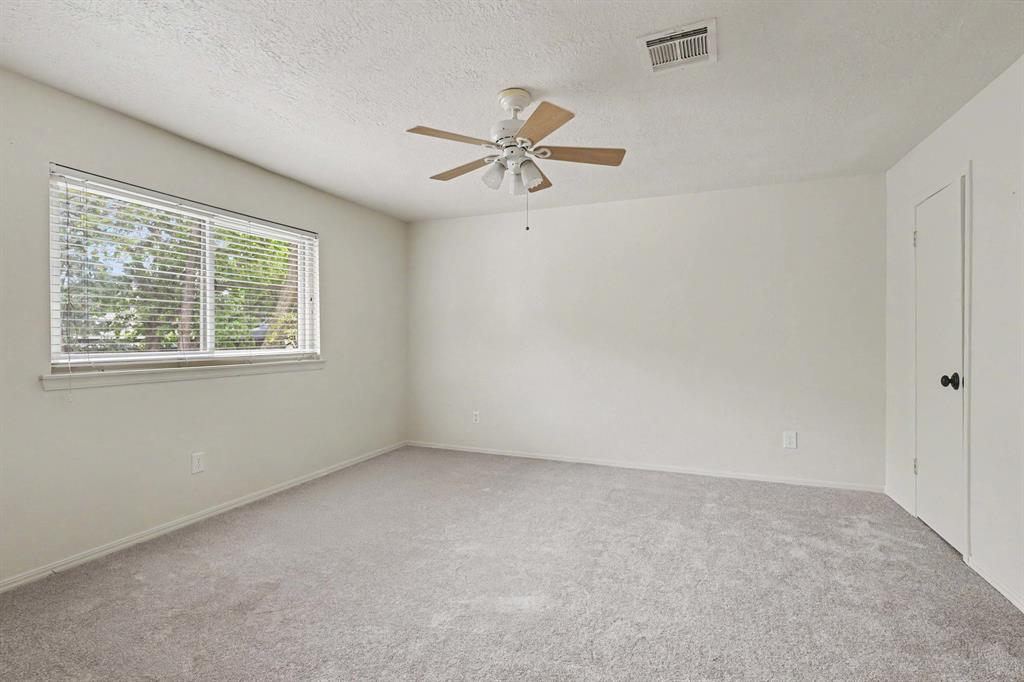 1221 Woodstock Court Property Photo 27