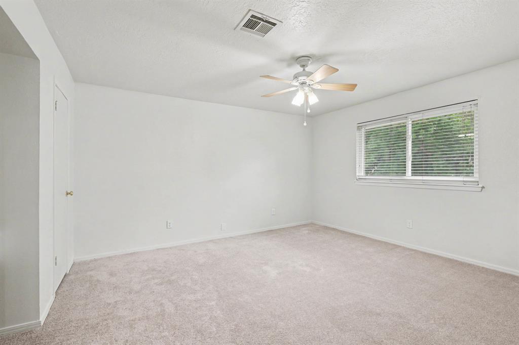 1221 Woodstock Court Property Photo 33