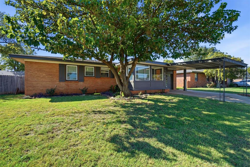 810 Standifer Road Property Photo 4