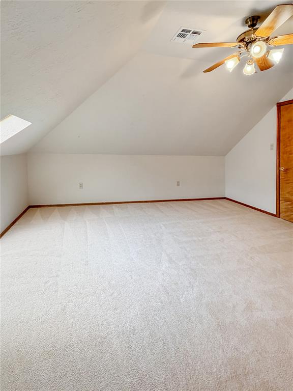 594 Ne Valley View Road Property Photo 29