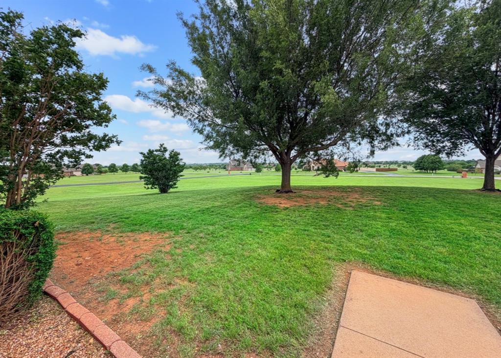 594 Ne Valley View Road Property Photo 37