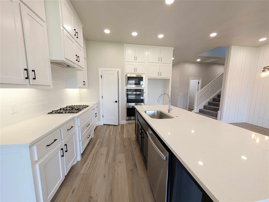 6313 Nw 157th Street Property Photo 5